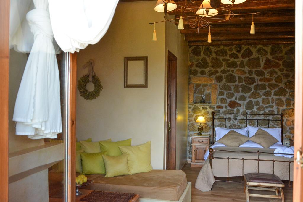 Nymfes Guesthouse Synikia Mesi Trikalon Oda fotoğraf