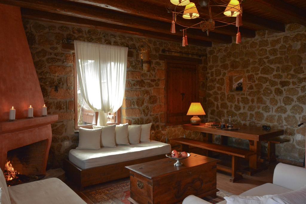 Nymfes Guesthouse Synikia Mesi Trikalon Dış mekan fotoğraf